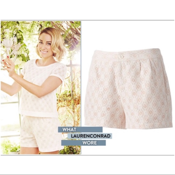 LC Lauren Conrad Pants - LC Lauren Conrad Off White Crochet Lace Shorts NWT